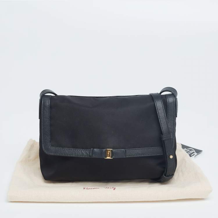 Pre Owned Salvatore Ferragamo Black Nylon And Leather Viva Bow Shoulder Bag