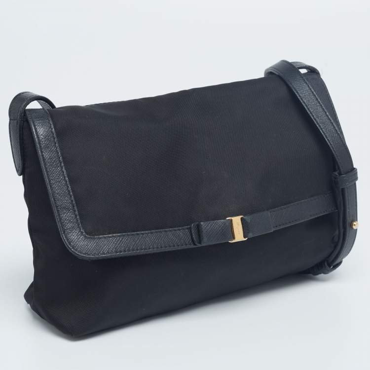 Pre Owned Salvatore Ferragamo Black Nylon And Leather Viva Bow Shoulder Bag
