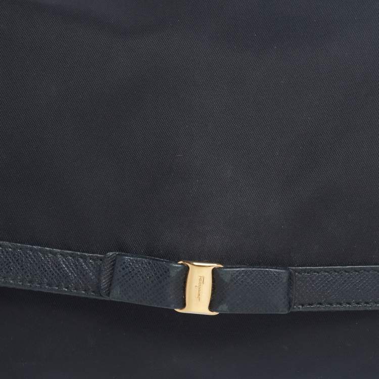 Pre Owned Salvatore Ferragamo Black Nylon And Leather Viva Bow Shoulder Bag