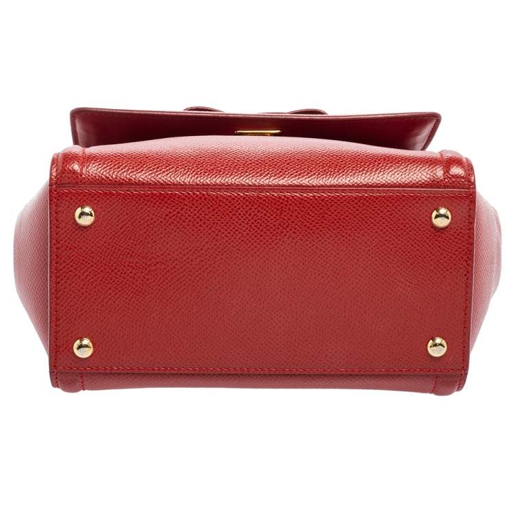 Pre Owned Salvatore Ferragamo Red Leather Carrie Top Handle Bag