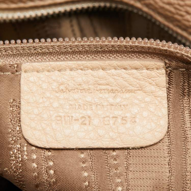 Pre Owned Salvatore Ferragamo Beige Pebbled Leather Dotty Tote 