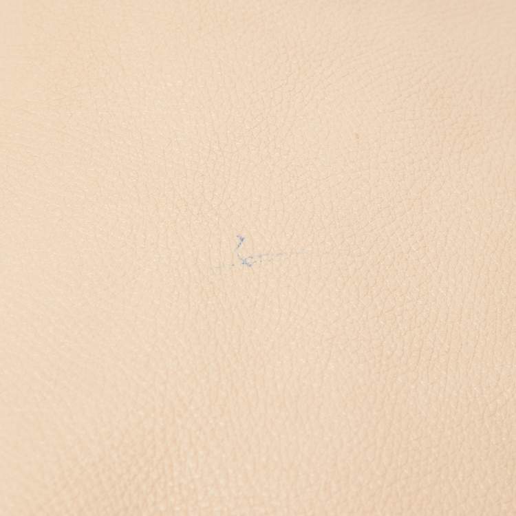 Pre Owned Salvatore Ferragamo Beige Pebbled Leather Dotty Tote 