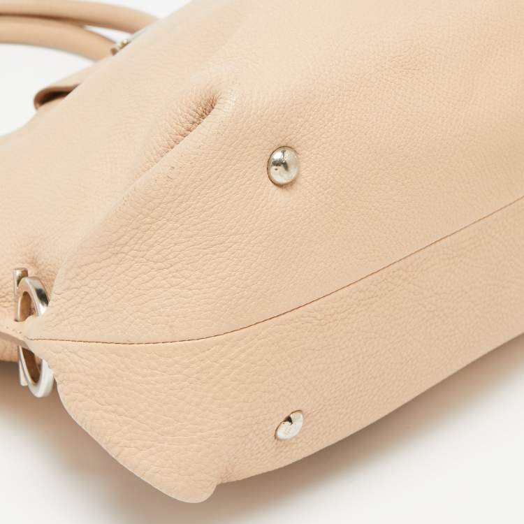 Pre Owned Salvatore Ferragamo Beige Pebbled Leather Dotty Tote 