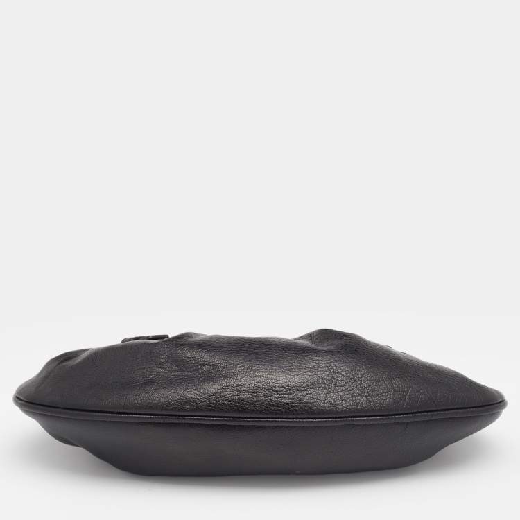 مملوكة مسبقًا Salvatore Ferragamo Black Leather Chain Shoulder Bag