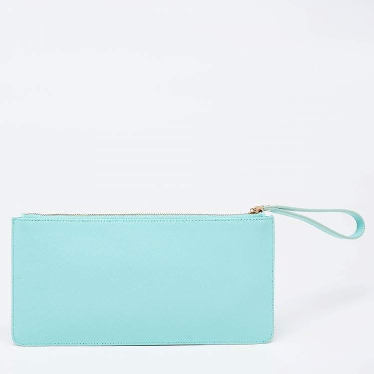 Pre Owned Salvatore Ferragamo Tiffany Green Leather Gancio Wristlet Clutch