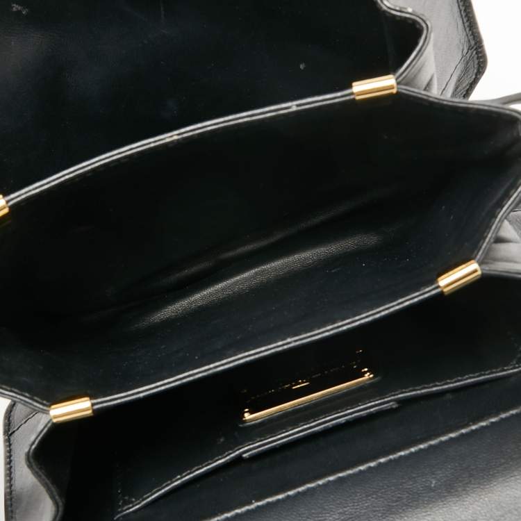 Pre Owned Salvatore Ferragamo Black Patent Leather And Leather Flap Crossbody Bag