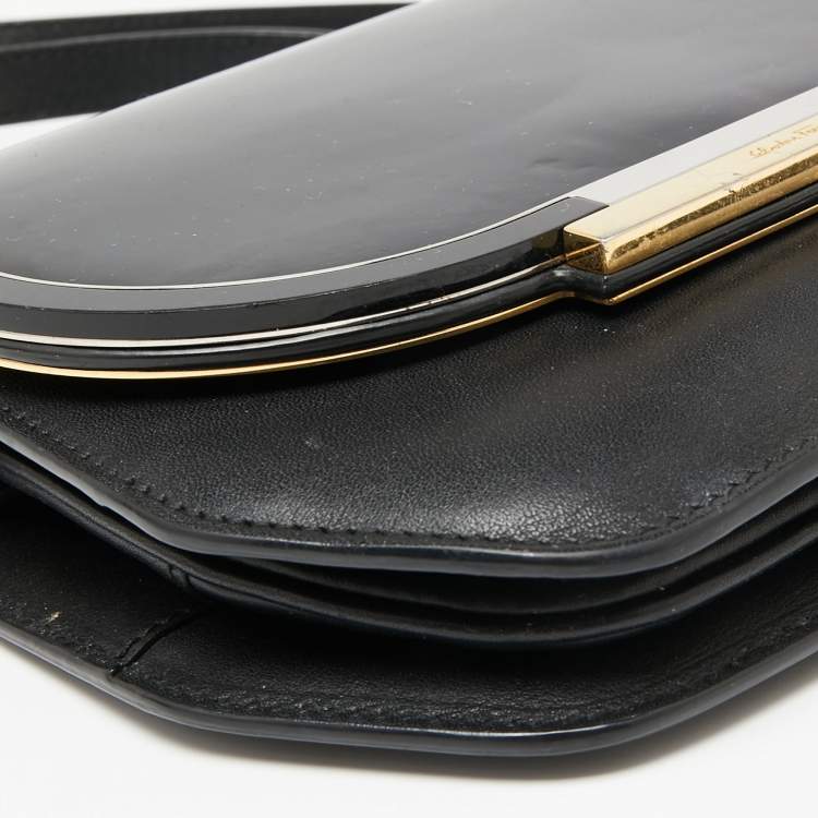 Pre Owned Salvatore Ferragamo Black Patent Leather And Leather Flap Crossbody Bag
