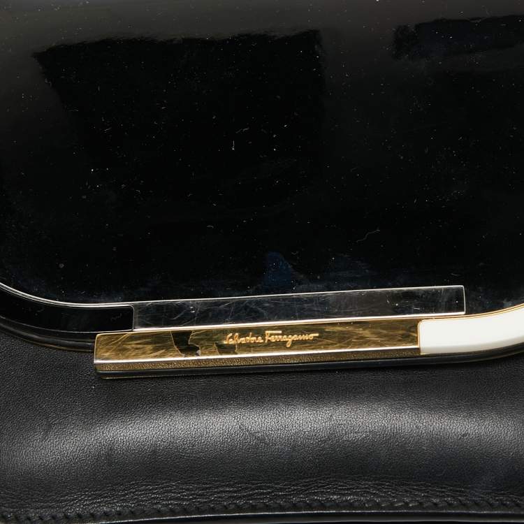 Pre Owned Salvatore Ferragamo Black Patent Leather And Leather Flap Crossbody Bag
