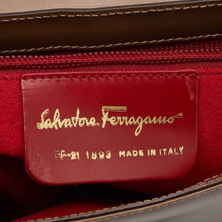 Pre Owned Salvatore Ferragamo Dark Beige Patent Leather Link Chain Shoulder Bag