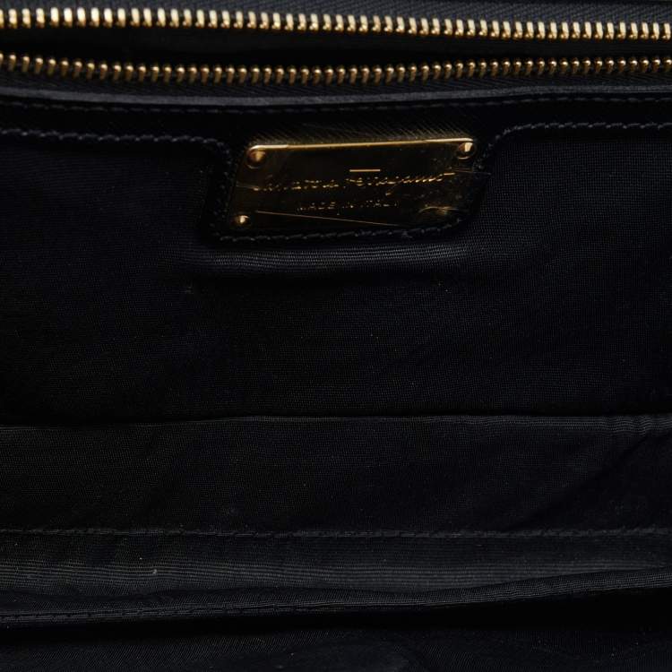 مملوكة مسبقًا Salvatore Ferragamo Black Leather Vara Bow Chain Shoulder Bag