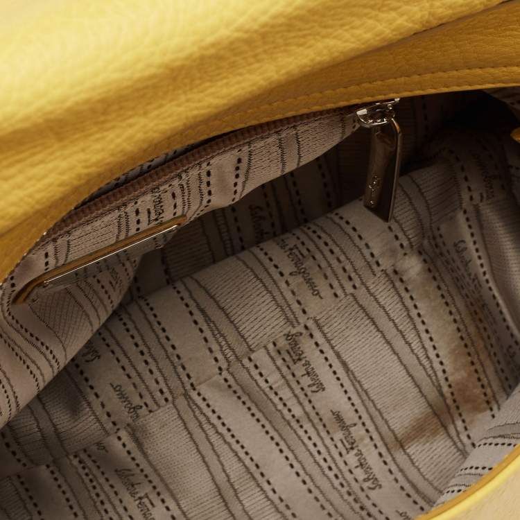 Pre Owned Salvatore Ferragamo Yellow Leather Medium Sofia Top Handle Bag