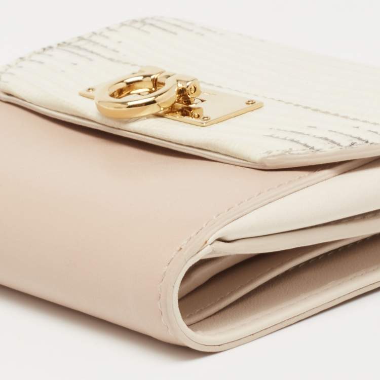 Pre Owned Salvatore Ferragamo Beige Leather and Roccia Lizard Compact Wallet