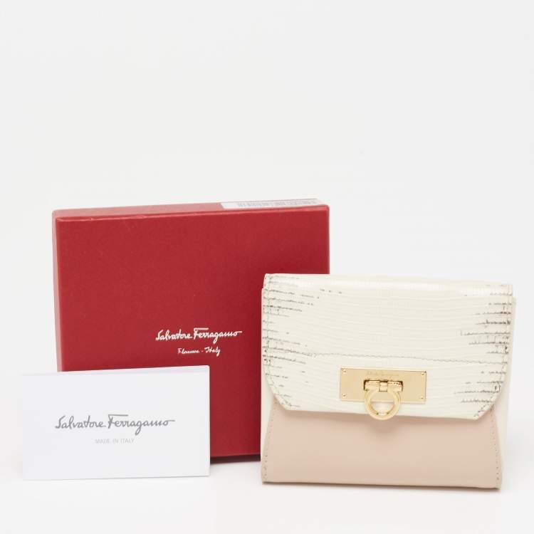 Pre Owned Salvatore Ferragamo Beige Leather and Roccia Lizard Compact Wallet