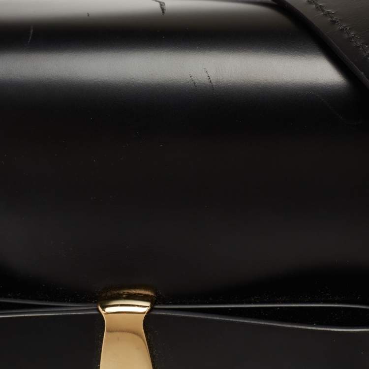 Pre Owned Salvatore Ferragamo Black Leather Vara Bow Flap Shoulder Bag