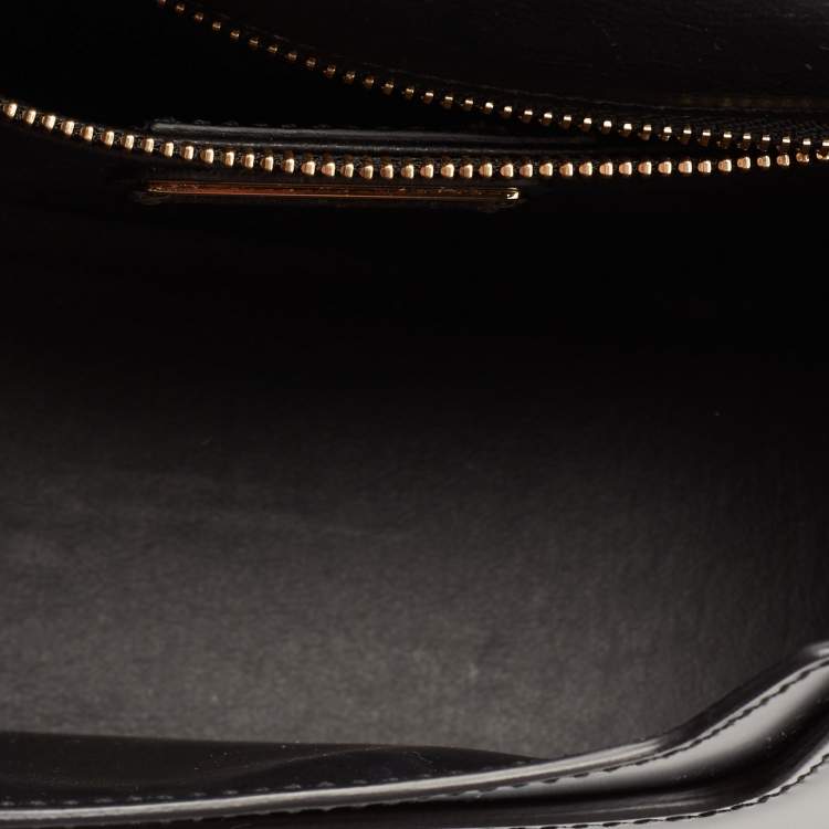 Pre Owned Salvatore Ferragamo Black Leather Vara Bow Flap Shoulder Bag