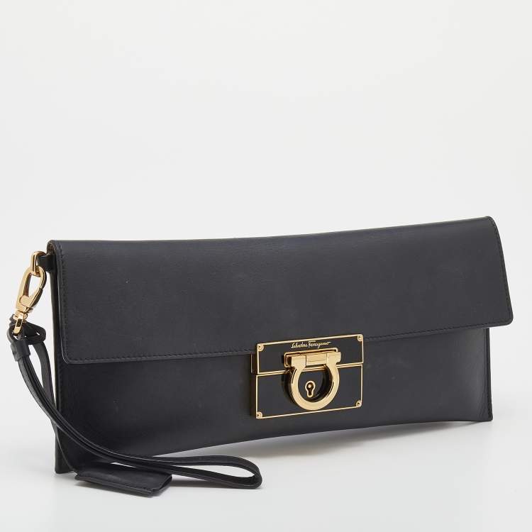 Pre Owned Salvatore Ferragamo Black Leather Afef Lock Story Wristlet Clutch