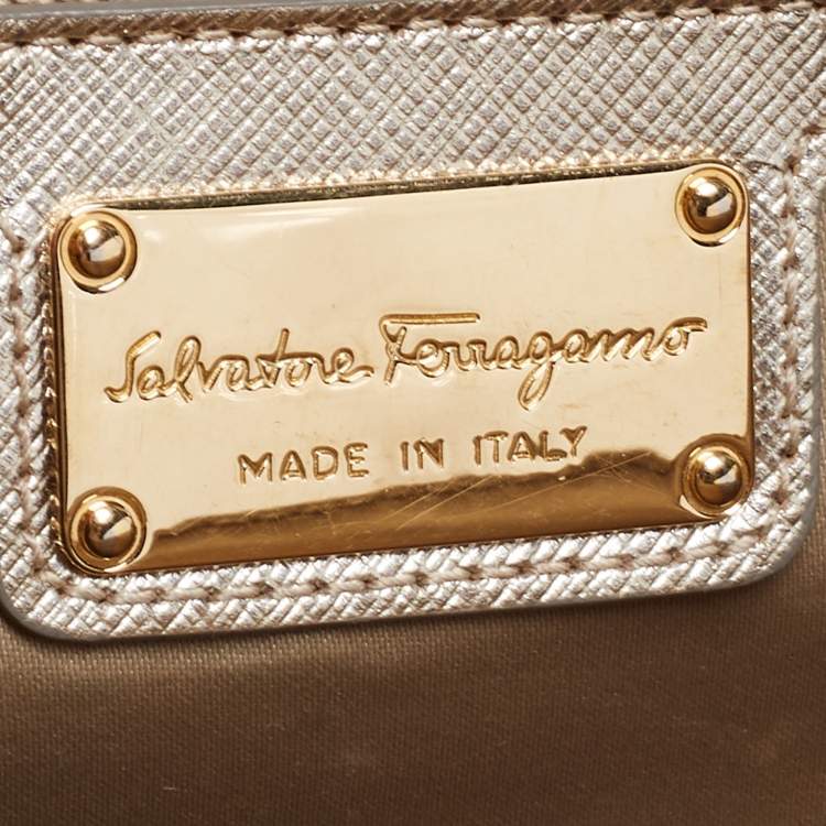Pre Owned Salvatore Ferragamo Metallic Silver/Gold Leather Vara Bow Shoulder Bag