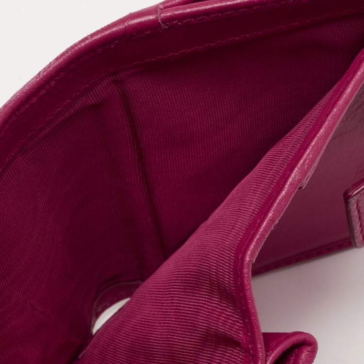 Pre Owned Salvatore Ferragamo Fuchsia Leather Compact Wallet