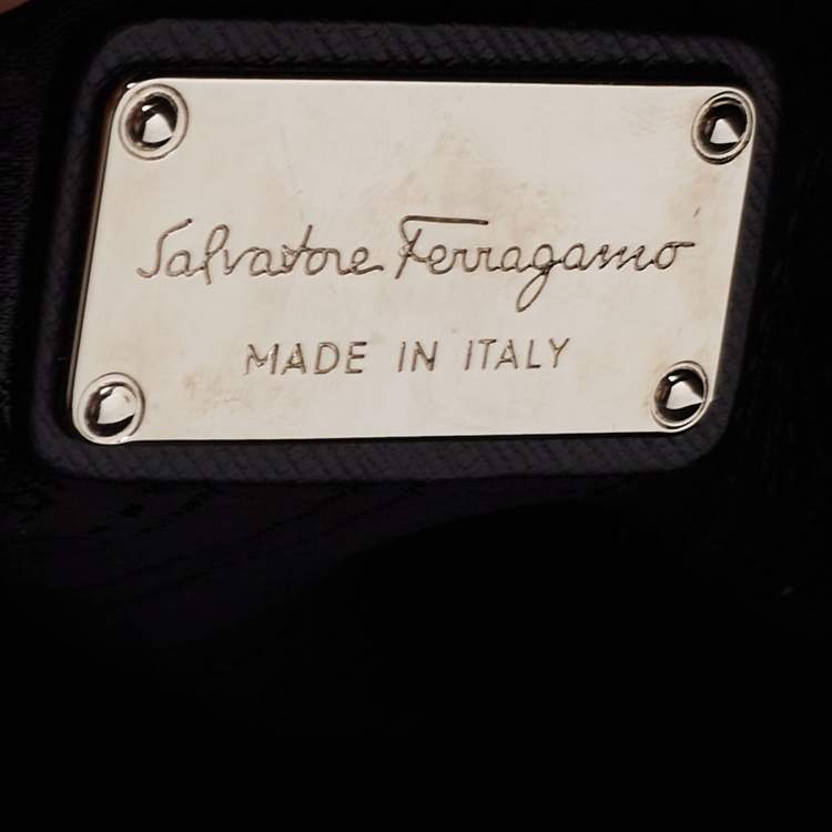 Pre Owned Salvatore Ferragamo Black Leather Batik Gancino Bag