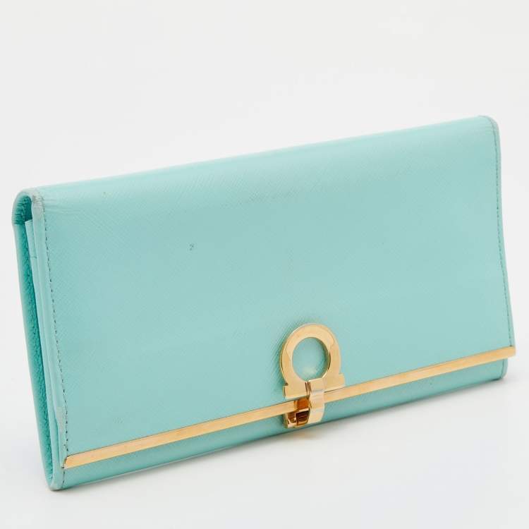 Pre Owned Salvatore Ferragamo Aqua Green Leather Gancini Icona Continental Wallet