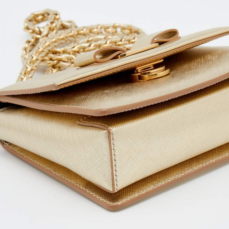 Pre Owned Salvatore Ferragamo Gold Leather Mini Ginny Crossbody Bag