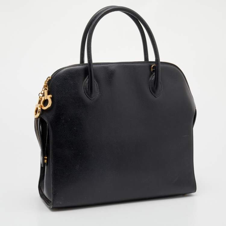 مملوكة مسبقًا Salvatore Ferragamo Black Leather Gancini Satchel