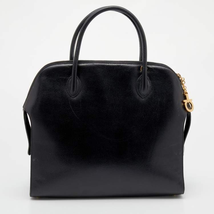 مملوكة مسبقًا Salvatore Ferragamo Black Leather Gancini Satchel