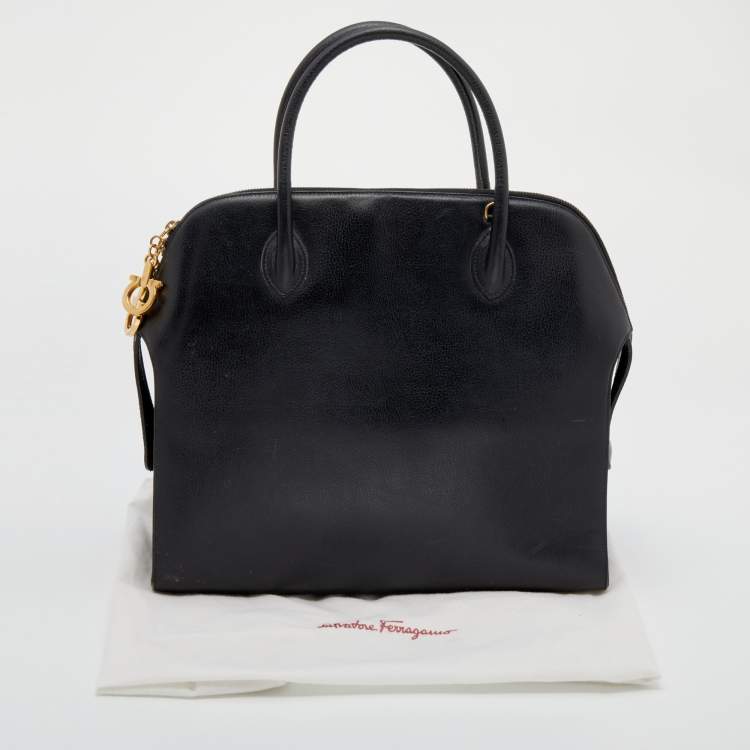 مملوكة مسبقًا Salvatore Ferragamo Black Leather Gancini Satchel