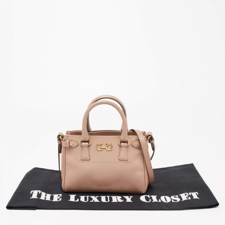 Pre Owned Salvatore Ferragamo Poudre Beige Leather Beky Tote