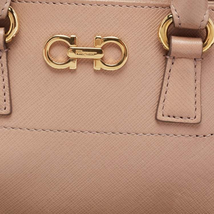 Pre Owned Salvatore Ferragamo Poudre Beige Leather Beky Tote