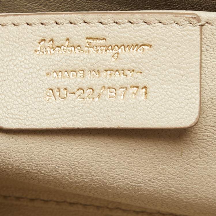 Pre Owned Salvatore Ferragamo Orange Gancini Flap Shoulder Bag