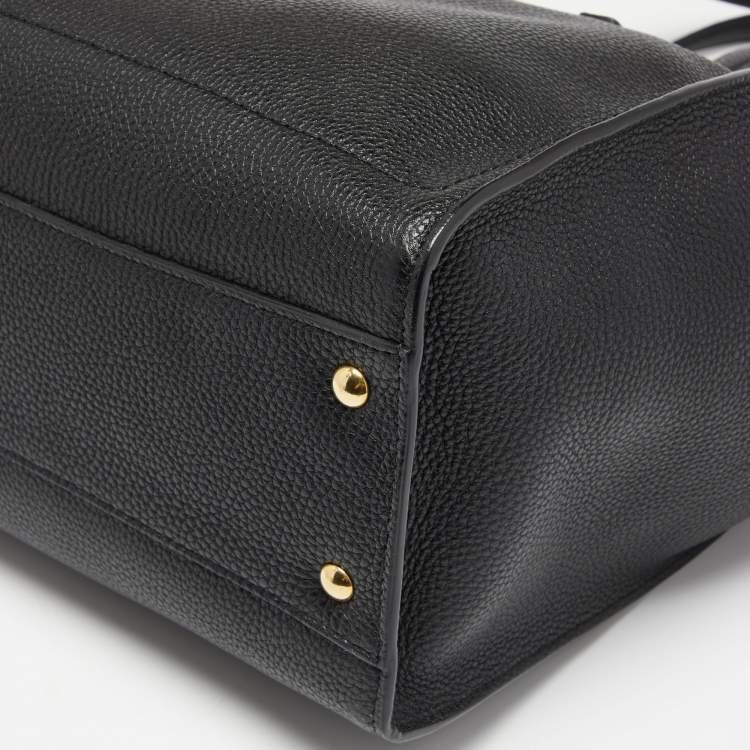 Pre Owned Salvatore Ferragamo Black Leather Medium Amy Tote 