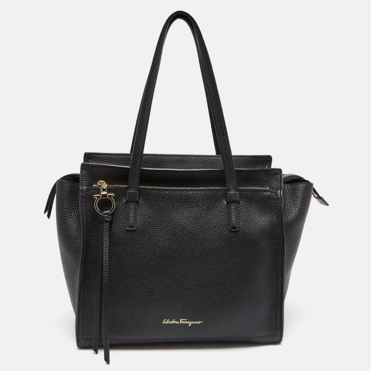Pre Owned Salvatore Ferragamo Black Leather Medium Amy Tote 