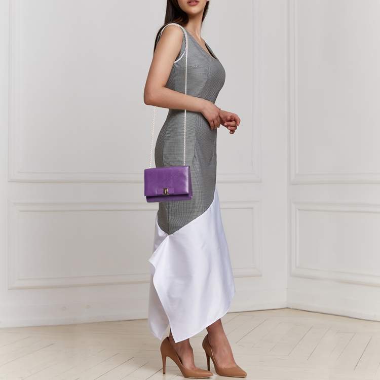 Pre Owned Salvatore Ferragamo Purple Leather Vara Bow Chain Bag