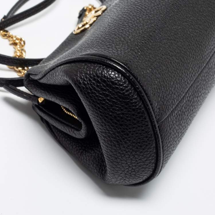 Pre Owned Salvatore Ferragamo Black Leather Gancini Crossbody Bag