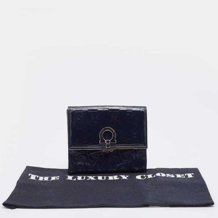 Pre Owned Salvatore Ferragamo Navy Blue Logo Embossed Patent Leather Gancini French Wallet