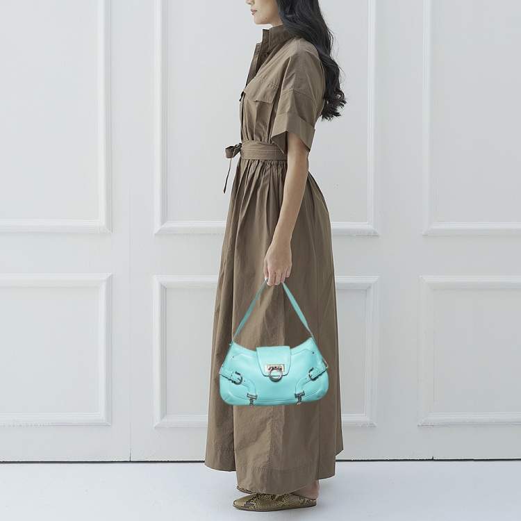 مملوكة مسبقًا Salvatore Ferragamo Blue Leather Flap Shoulder Bag