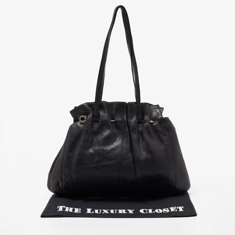 Pre Owned Salvatore Ferragamo Black Leather Gathered Tote