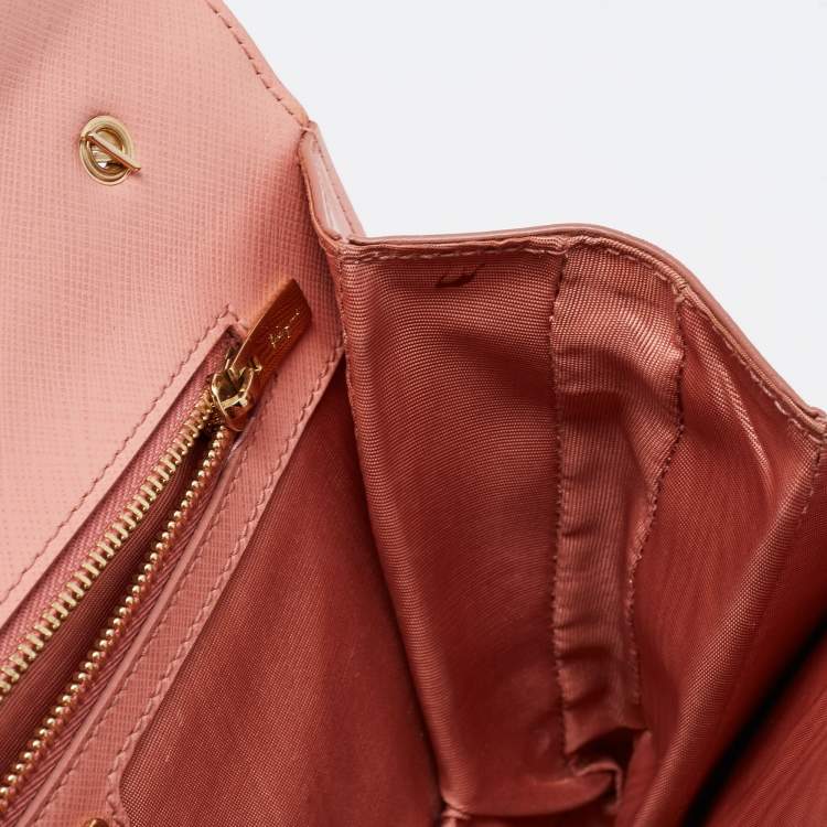 Pre Owned Salvatore Ferragamo Salmon Pink Leather Ginny Chain Shoulder Bag