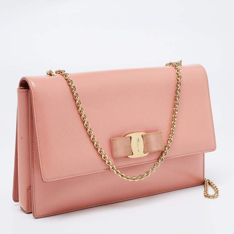 Pre Owned Salvatore Ferragamo Salmon Pink Leather Ginny Chain Shoulder Bag