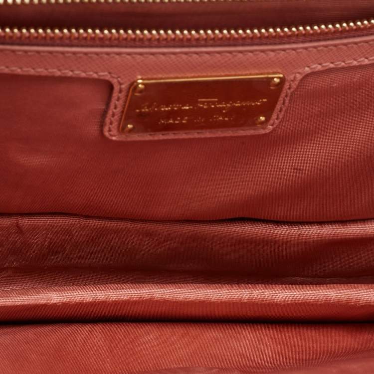 Pre Owned Salvatore Ferragamo Salmon Pink Leather Ginny Chain Shoulder Bag