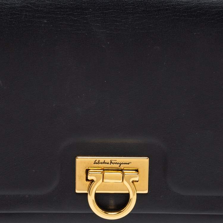 Pre Owned Salvatore Ferragamo Black Leather Trifolio Flap Crossbody Bag 