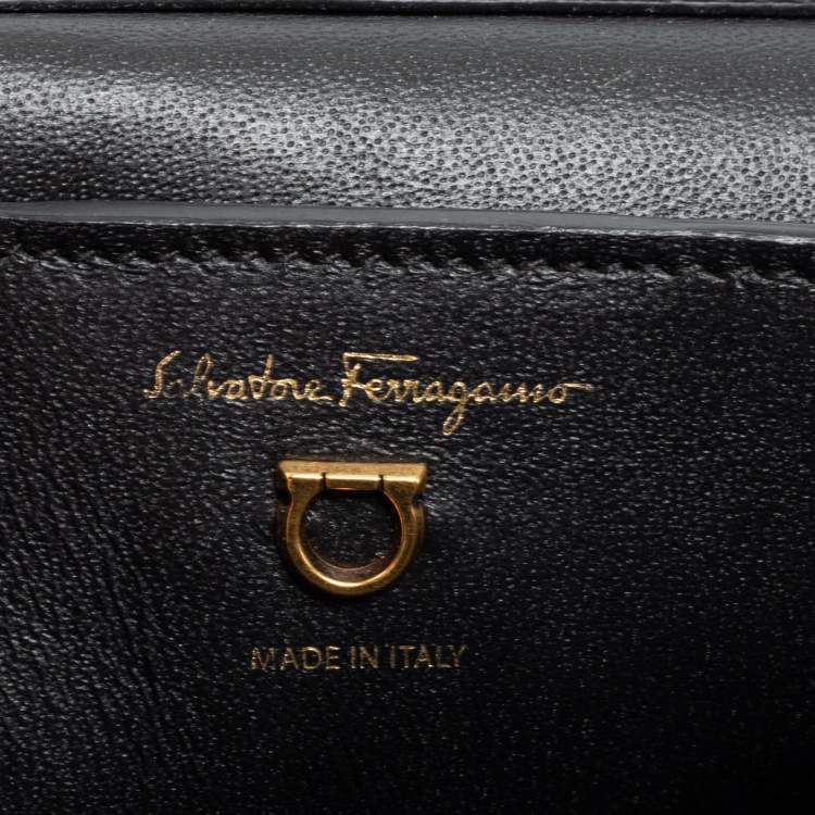 Pre Owned Salvatore Ferragamo Black Leather Trifolio Flap Crossbody Bag 