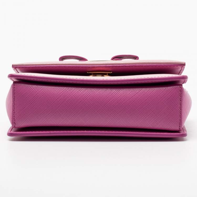 مملوكة مسبقًا Salvatore Ferragamo Two Tone Pink Leather Mini Vara Shoulder Bag