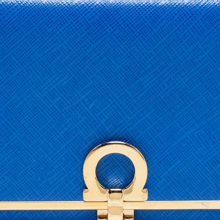 مملوكة مسبقًا Salvatore Ferragamo Blue Leather Gancini Icona Continental Wallet