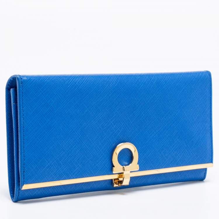 مملوكة مسبقًا Salvatore Ferragamo Blue Leather Gancini Icona Continental Wallet
