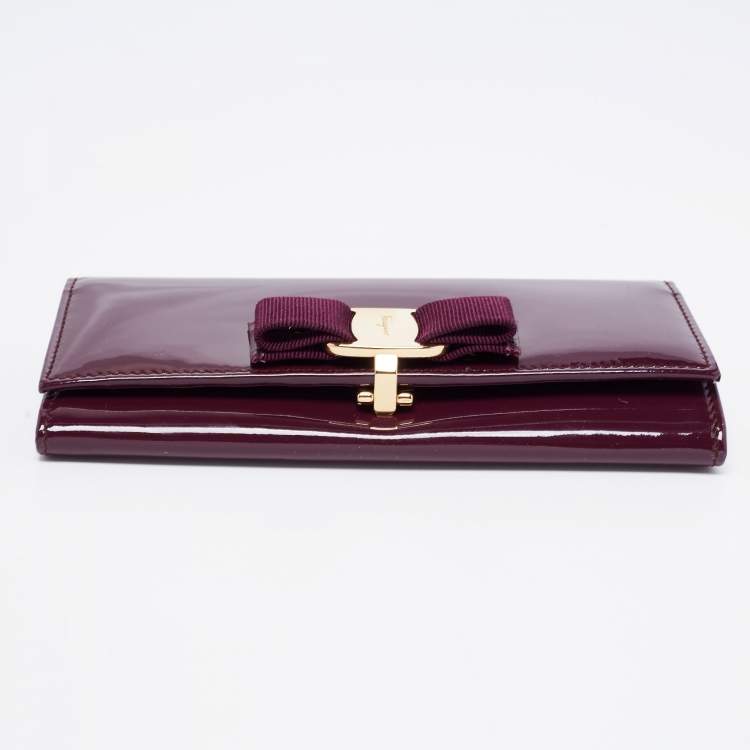 Pre Owned Salvatore Ferragamo Purple Patent Leather Miss Vara Wallet