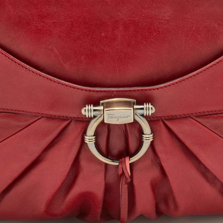 مملوكة مسبقًا Salvatore Ferragamo Red Leather Marisa Shoulder Bag