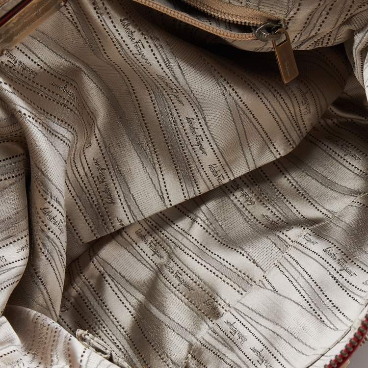 مملوكة مسبقًا Salvatore Ferragamo Red Leather Marisa Shoulder Bag