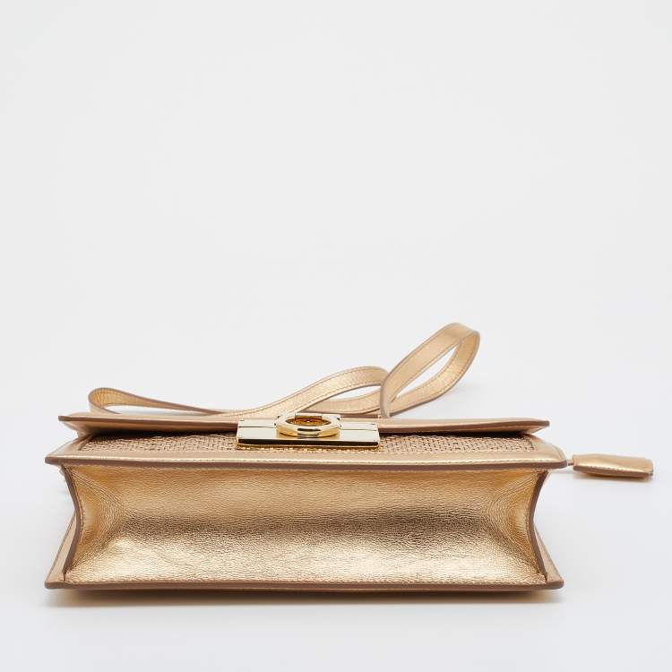 Pre Owned Salvatore Ferragamo Metallic Gold Woven Leather Aileen Gancio Shoulder bag